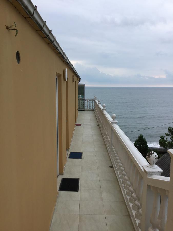 Sunny Land Hotel Chakvi Ngoại thất bức ảnh